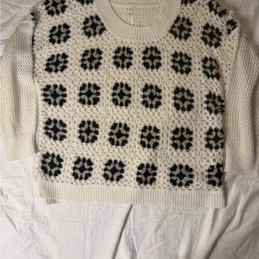 POL Black and Cream Patterned Sweater size S oversized casual y2k college core